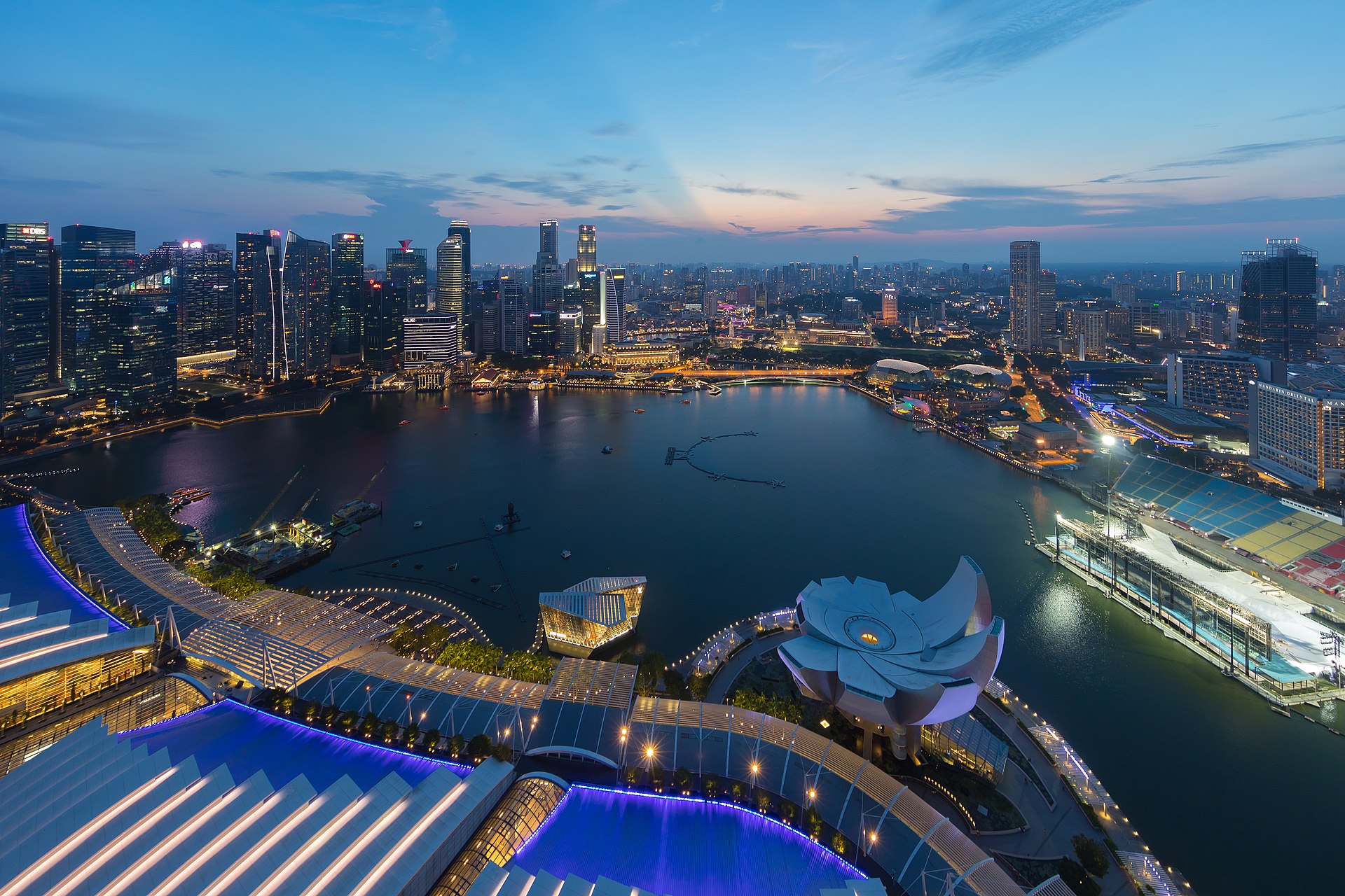 Singapore in 2013: Startups glisten, but broadband needs boost