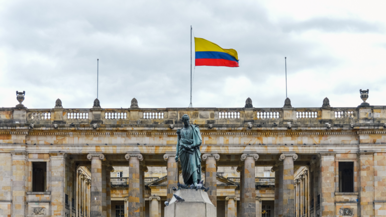 Access Alert | Colombia shares its roadmap to digitise the country, updates its regulation for infrastructure sharing, and asks for more spectrum
